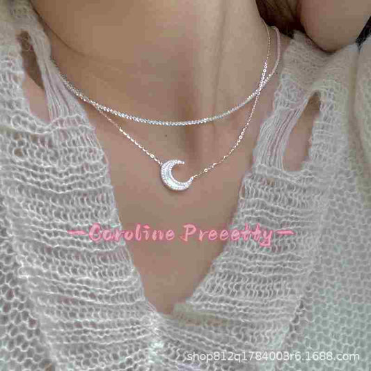 A bright Moon French light luxury deep-sea natural white mother-of-pearl 925 silver Moon necklace