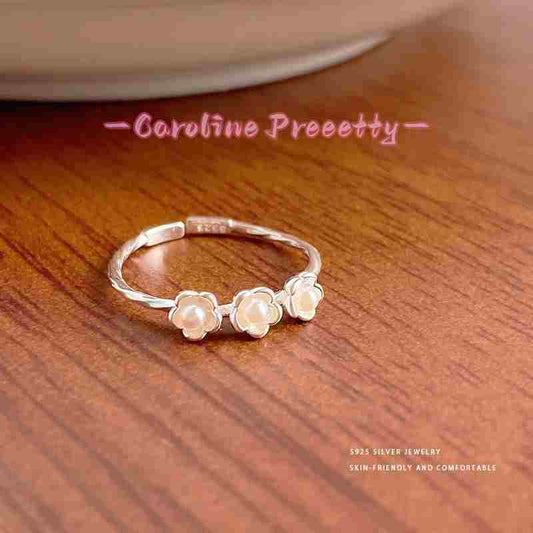 S925 pure silver pure and lovely three-pearl flower ring