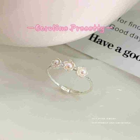 S925 pure silver pure and lovely three-pearl flower ring