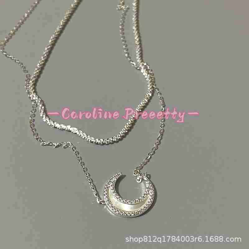 A bright Moon French light luxury deep-sea natural white mother-of-pearl 925 silver Moon necklace