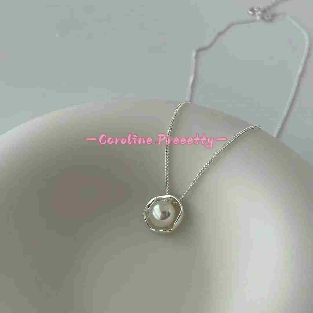French retro pearl pendant necklace