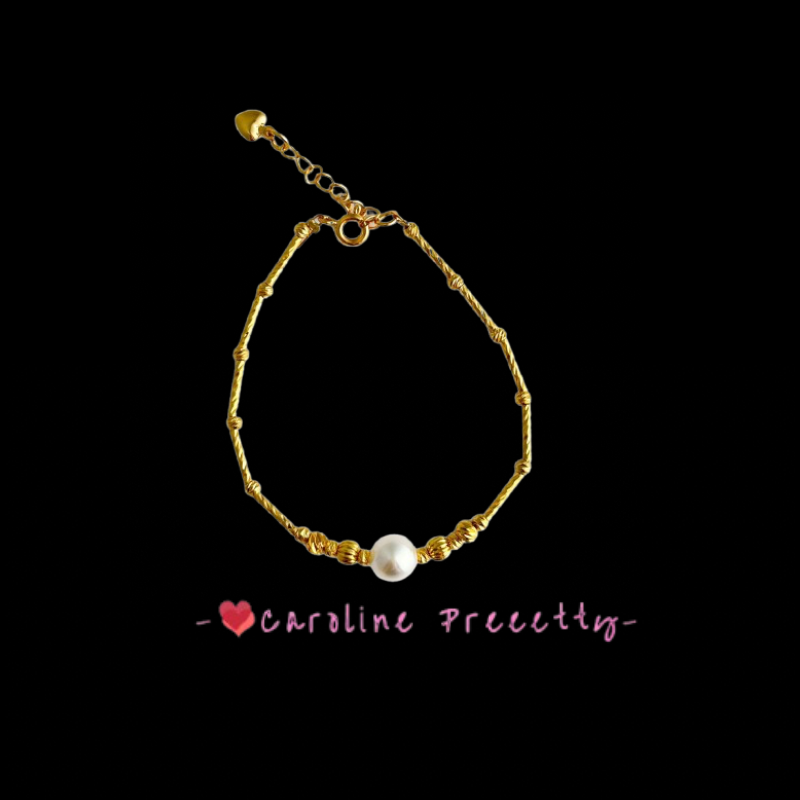 French Aurora Pearl bracelet is a light luxury, exquisite, niche and high-end style bead bracelet with a changing fortune