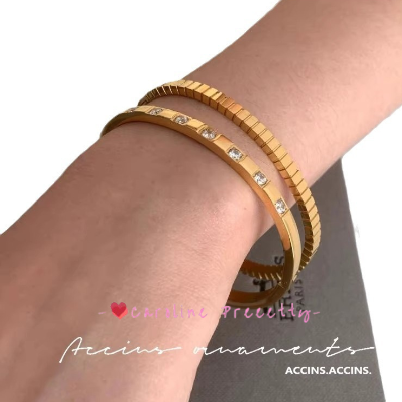 European and American gold bracelet, geometric simplicity, extremely fine snake bone bracelet, high color retention titanium steel bracelet chain, gender-neutral jewelry