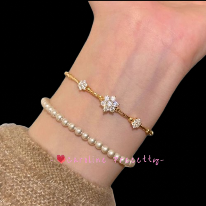 French retro exquisite zircon sparkling flower bracelet