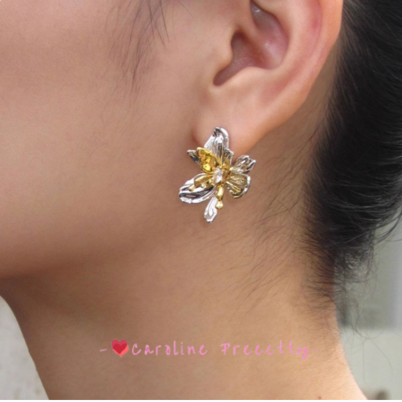 Irregular flower patchwork color-blocking butterfly earrings with a niche design sense, exaggerated and unique stud earrings
