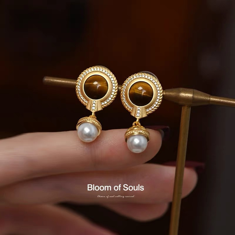 Original design 925 sterling silver tiger's eye stone bracelet