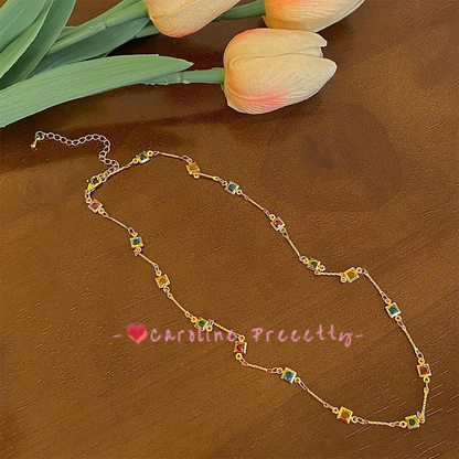 Multi-color gemstone-like metal retro necklace with a feminine charm, a female collarbone chain, and an ins style