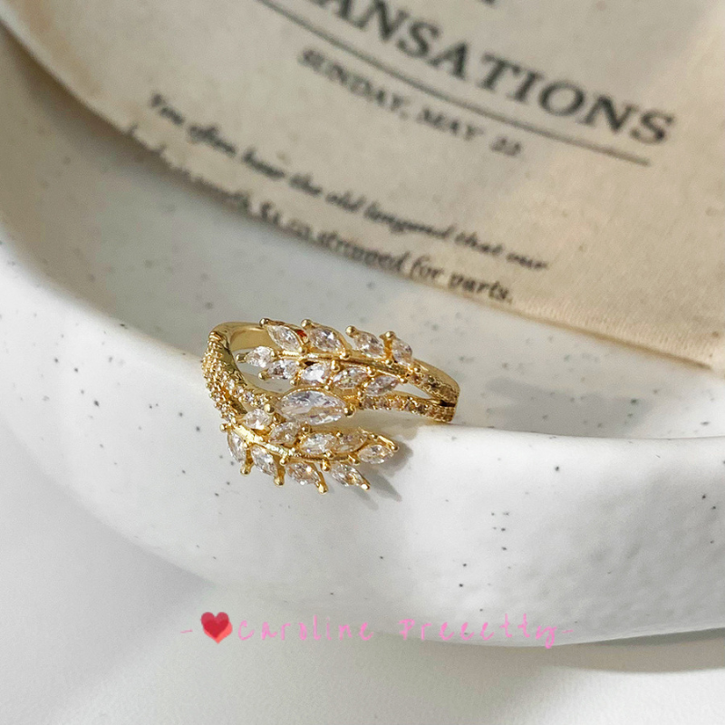 A fashionable and versatile, light luxury, shining zircon leaf adjustable ring, a niche, simple and high-end jewelry for women