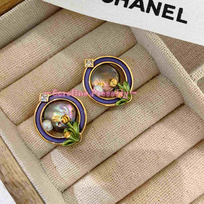 Mid-style Baroque pearl earrings